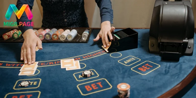 Hướng dẫn cách chơi baccarat chi tiết dành cho các tân binh 1 Một vài nét sơ lược về game bài baccarat